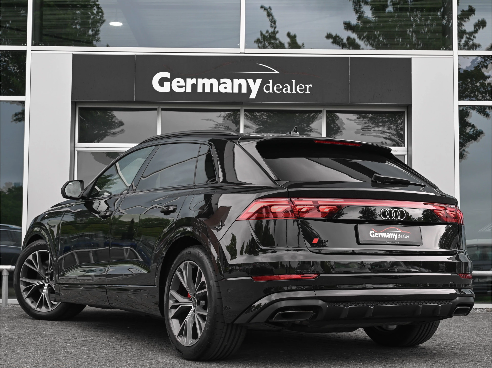 Hoofdafbeelding Audi Q8