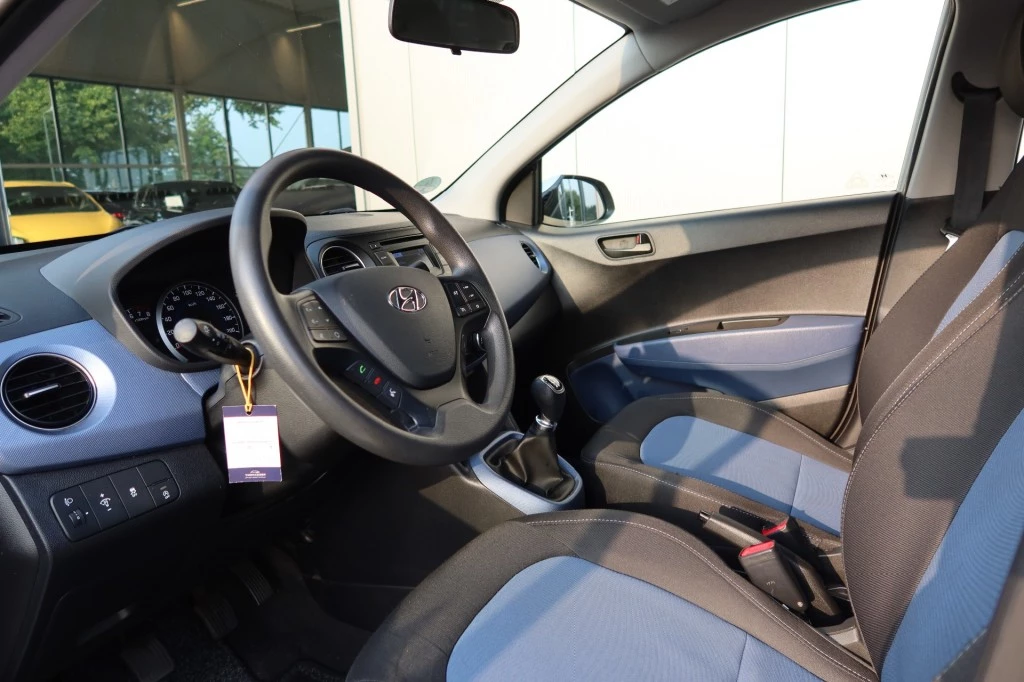 Hoofdafbeelding Hyundai i10