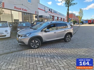 PEUGEOT 2008 1.2 PURETECH GT-LINE / Panoramadak / Navigatie /