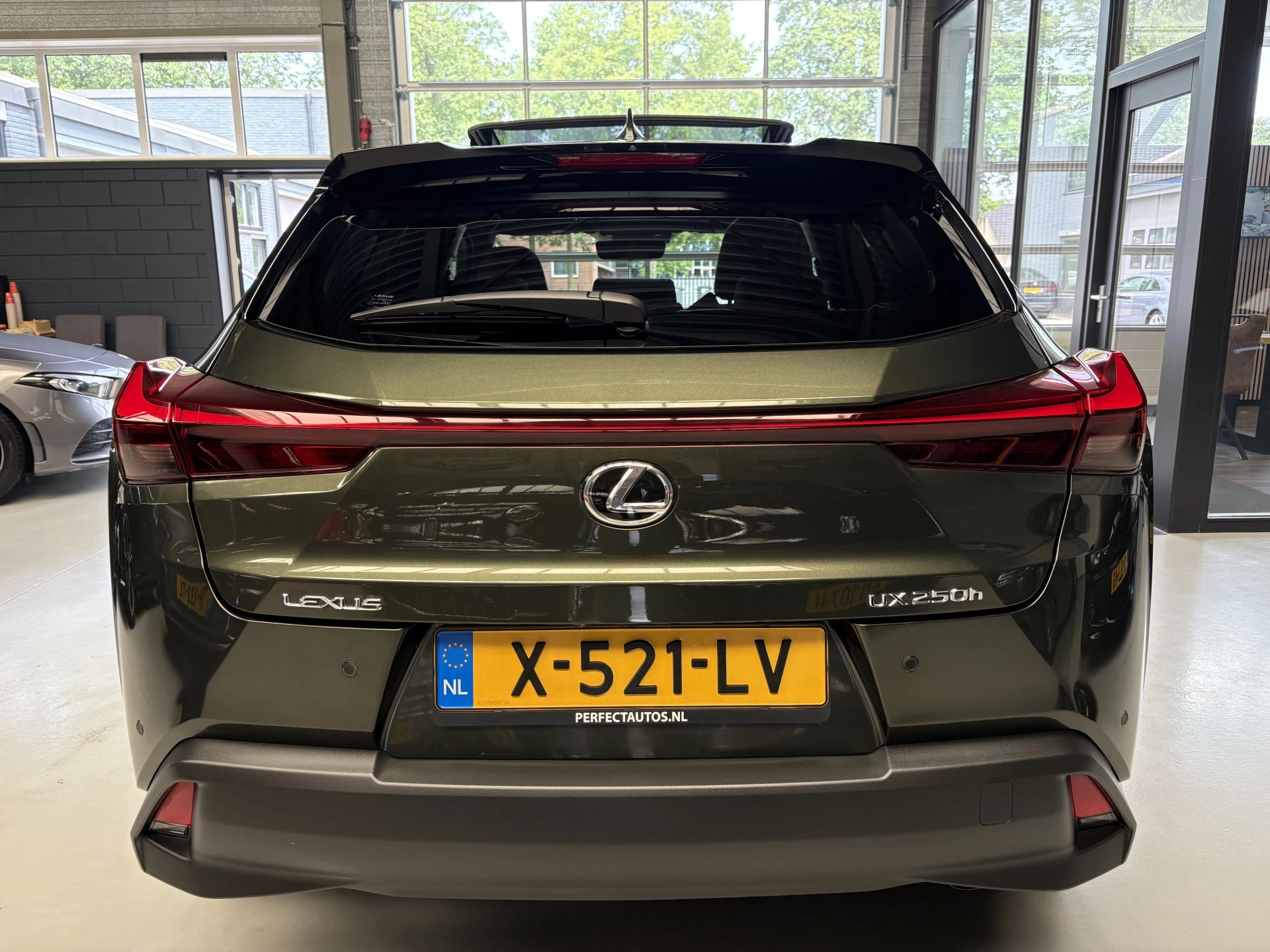 Hoofdafbeelding Lexus UX