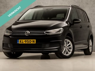 Volkswagen Touran 1.2 TSI Sportline 7 Persoons (NAVIGATIE, CLIMATE, STOELVERWARMING, GETINT GLAS, TREKHAAK, SPORTSTOELEN, LM VELGEN, LED KOPLAMPEN, NIEUWE APK, NIEUWSTAAT)