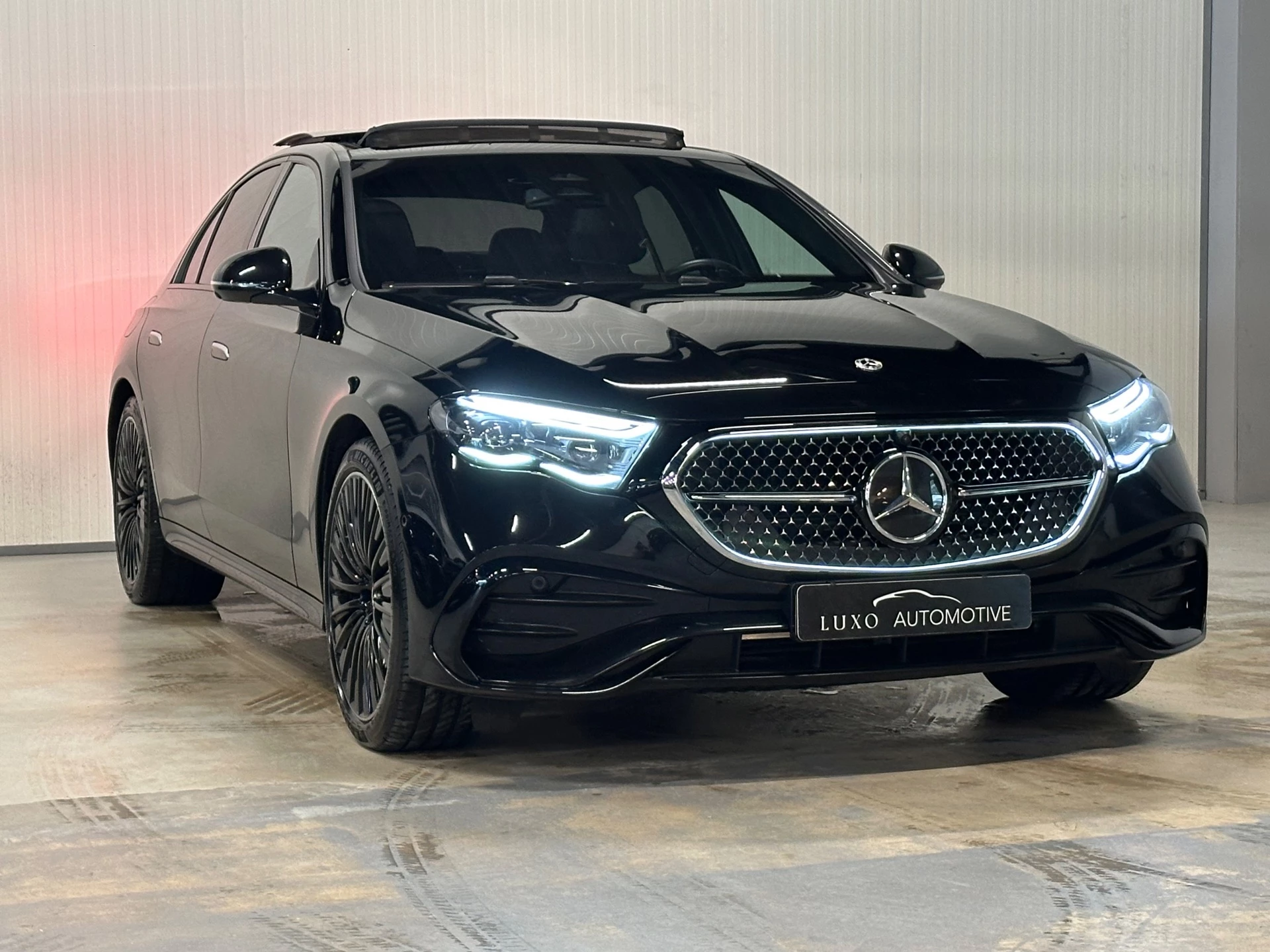 Hoofdafbeelding Mercedes-Benz E-Klasse