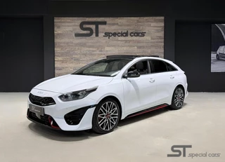 Hoofdafbeelding Kia ProCeed Kia ProCeed 1.6 T-GDi GT|Pano|dealer