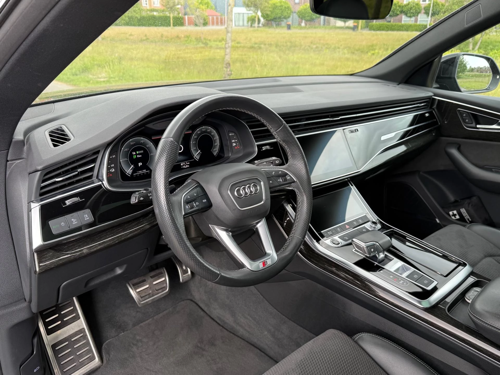 Hoofdafbeelding Audi Q8