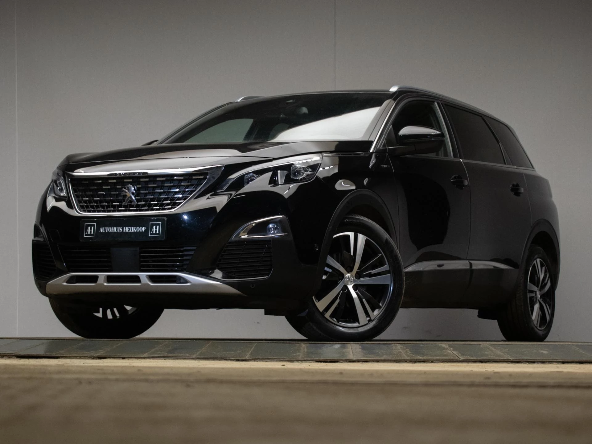 Hoofdafbeelding Peugeot 5008