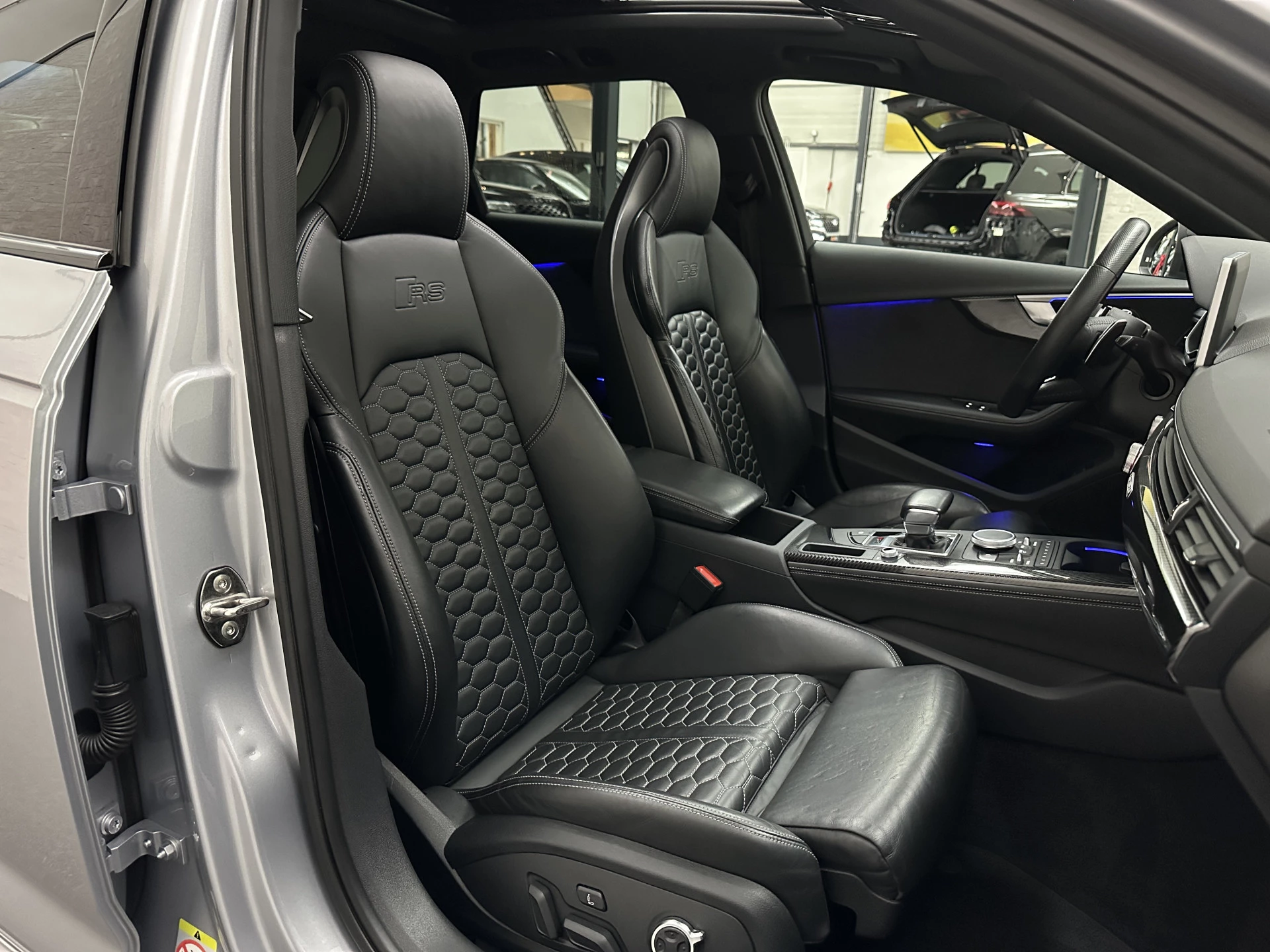 Hoofdafbeelding Audi RS4