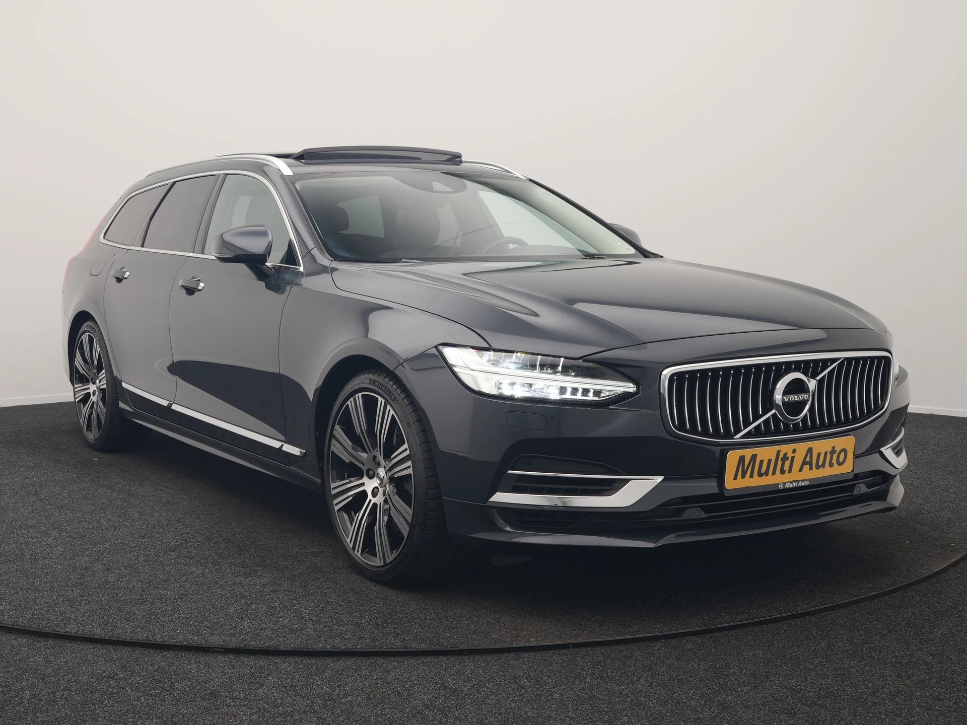 Hoofdafbeelding Volvo V90