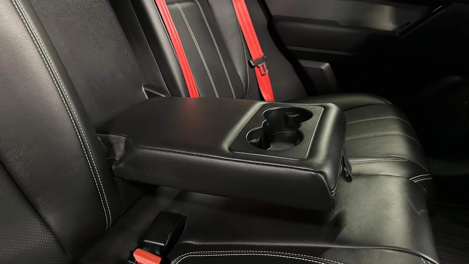 Hoofdafbeelding Land Rover Range Rover Velar