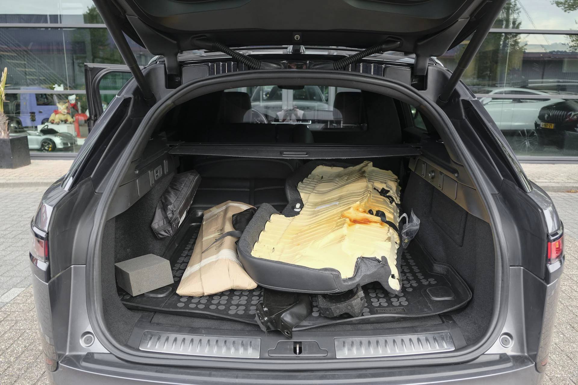 Hoofdafbeelding Land Rover Range Rover Velar