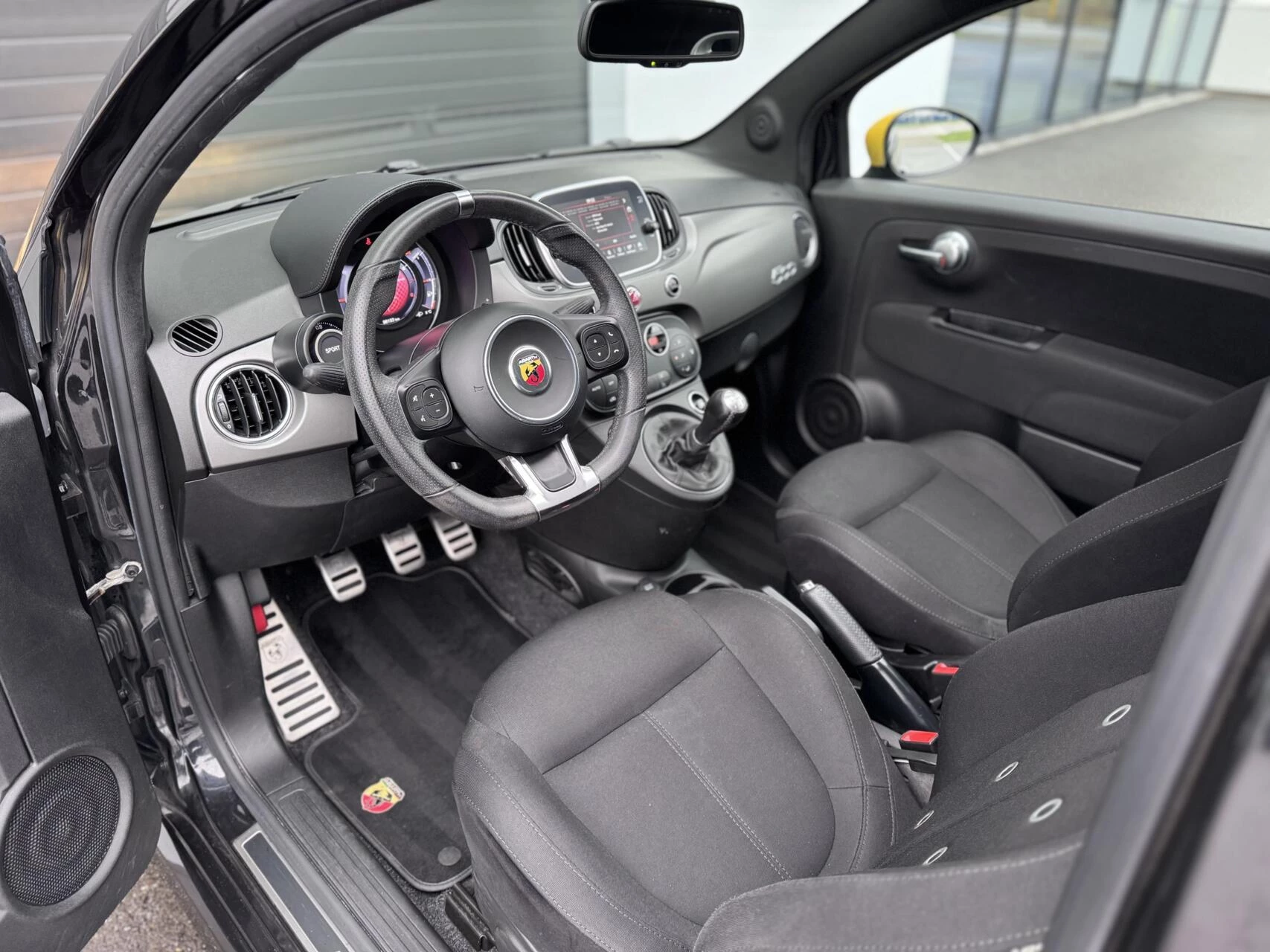 Hoofdafbeelding Fiat 500C