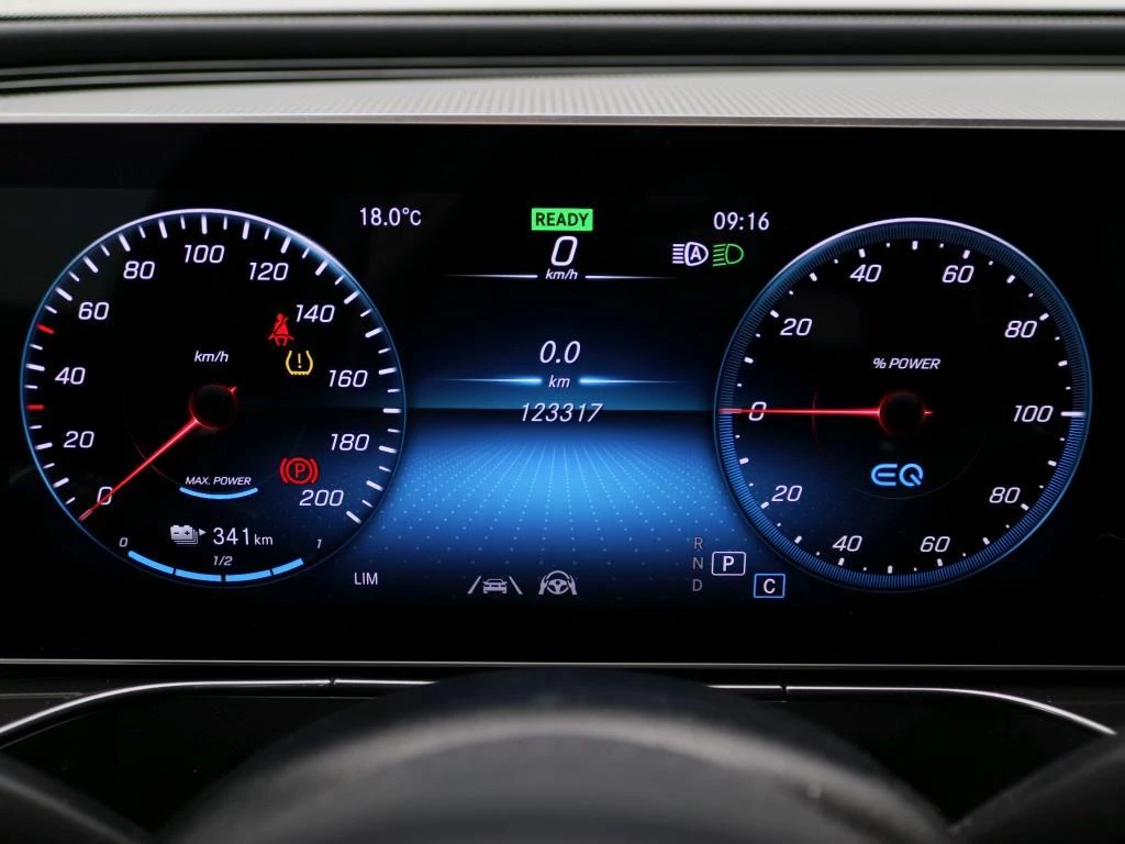 Hoofdafbeelding Mercedes-Benz EQC