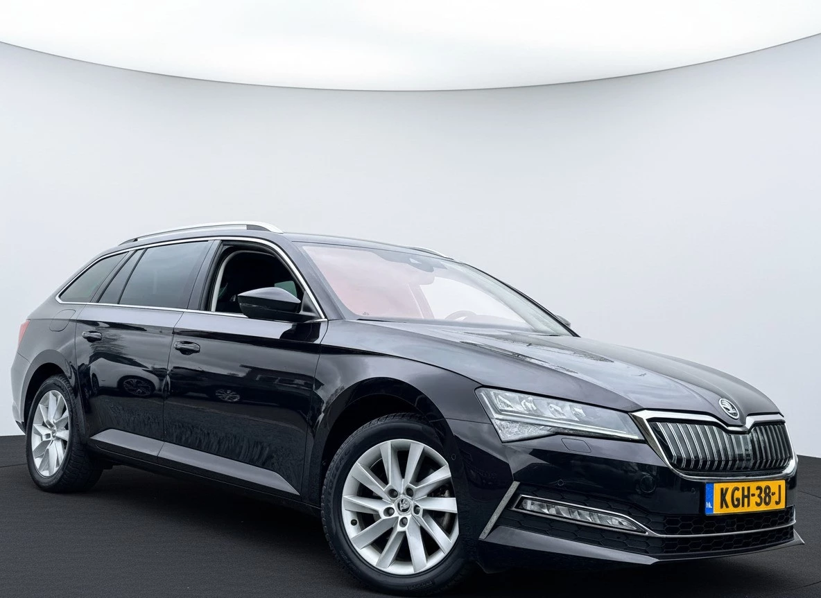 Hoofdafbeelding Škoda Superb