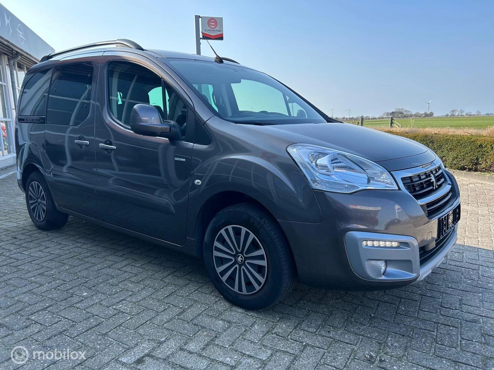 Hoofdafbeelding Peugeot Partner