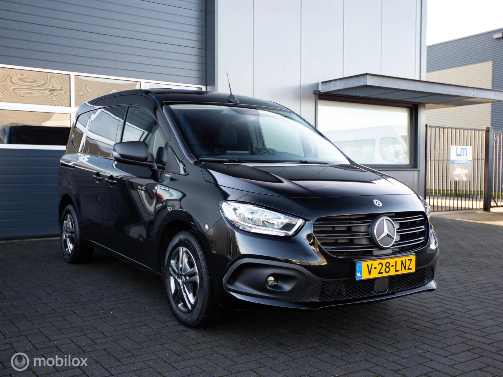 Hoofdafbeelding Mercedes-Benz eCitan