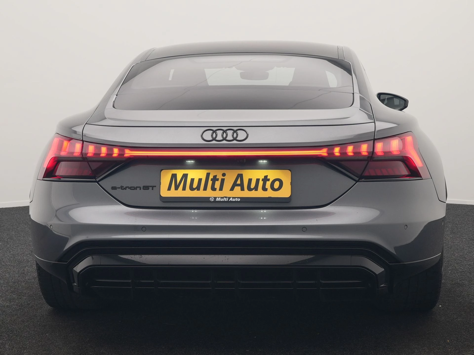 Hoofdafbeelding Audi e-tron GT