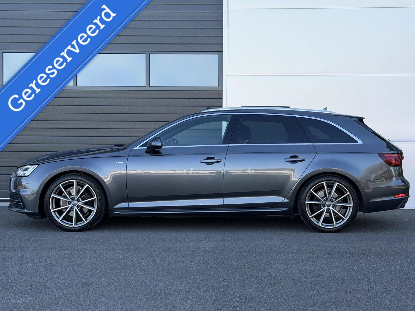 Hoofdafbeelding Audi A4