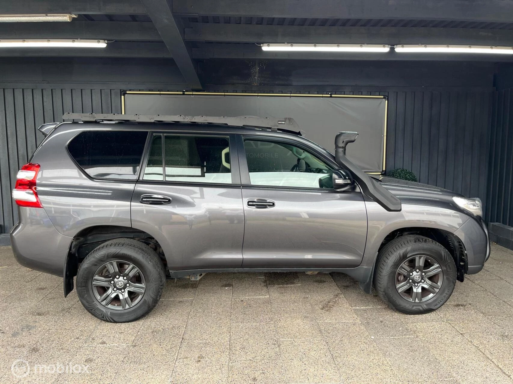 Hoofdafbeelding Toyota Land Cruiser