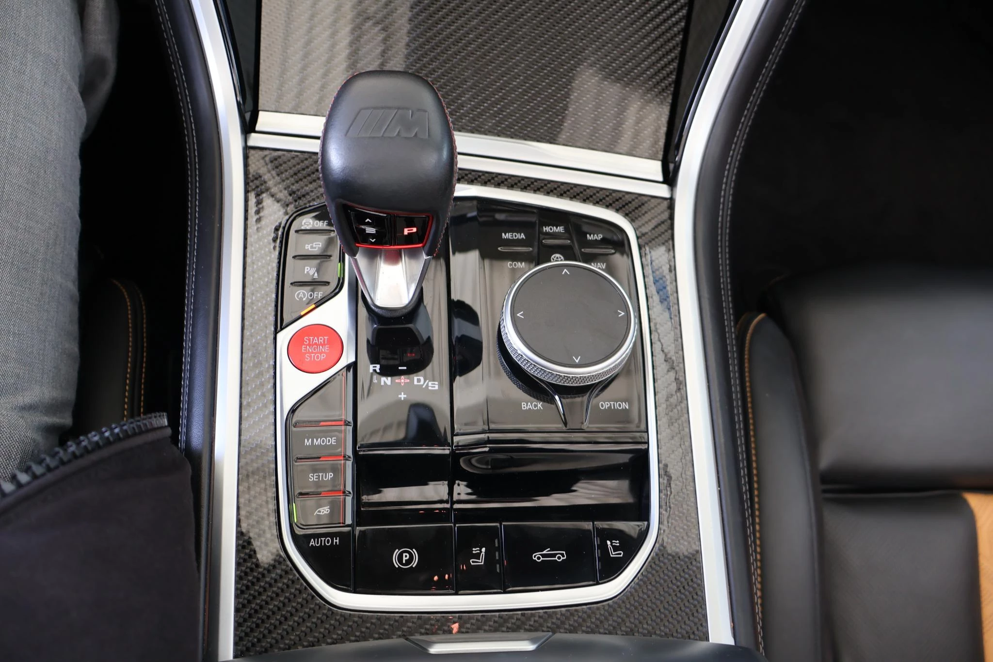 Hoofdafbeelding BMW M8