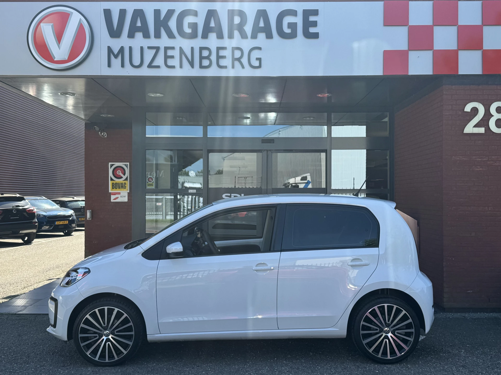 Hoofdafbeelding Volkswagen up!