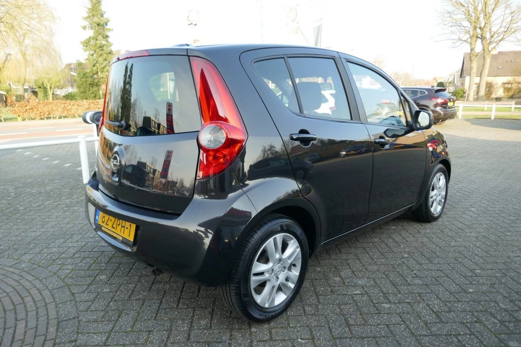Hoofdafbeelding Opel Agila