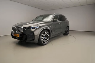 BMW X5 xDrive50e | M-Sportpakket | LED | Leder | HUD | Comfortzetels | Keyles go | Chrome line | DAB | Harman-kardon sound | Alu 21 inch