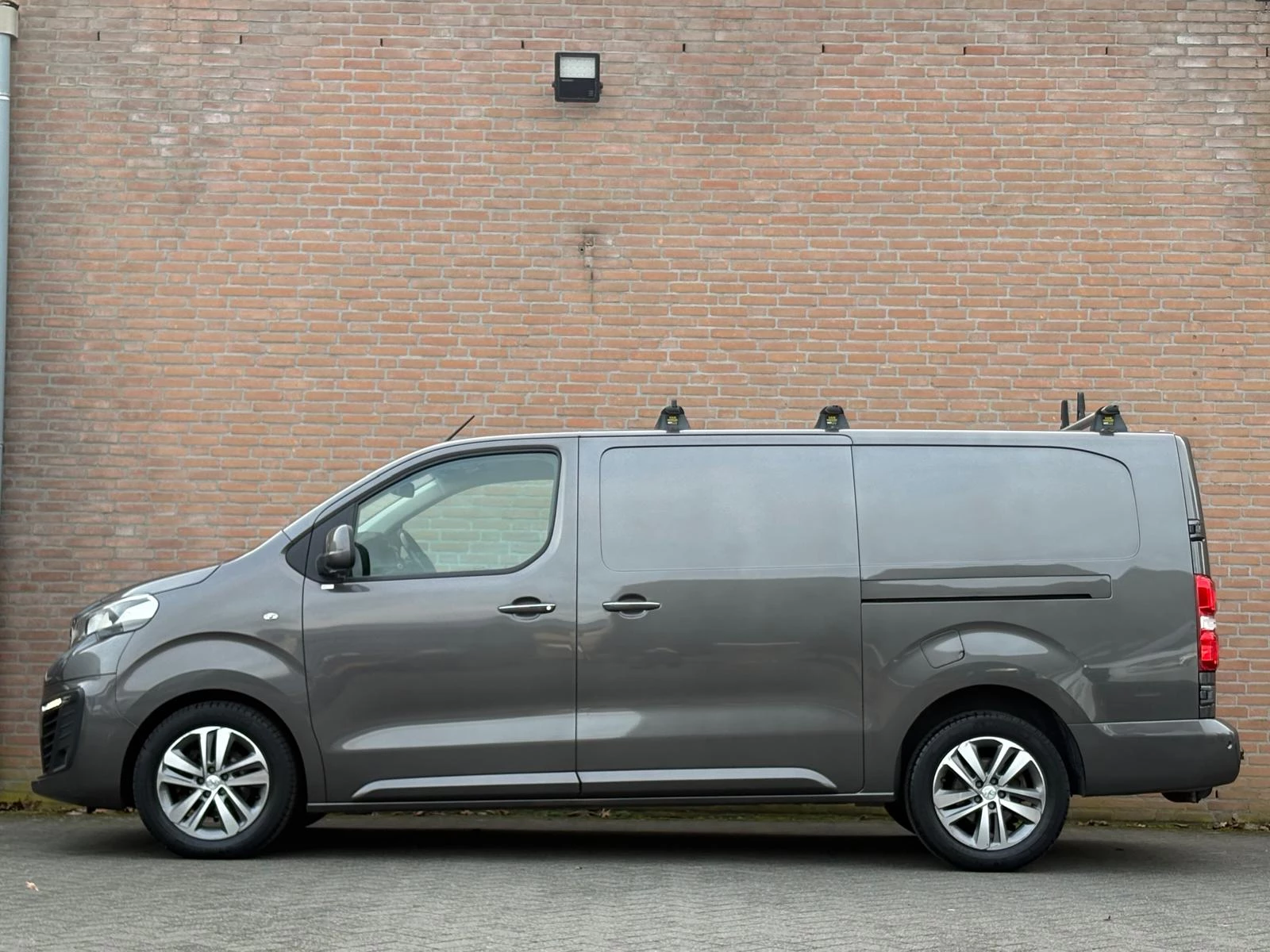 Hoofdafbeelding Peugeot Expert