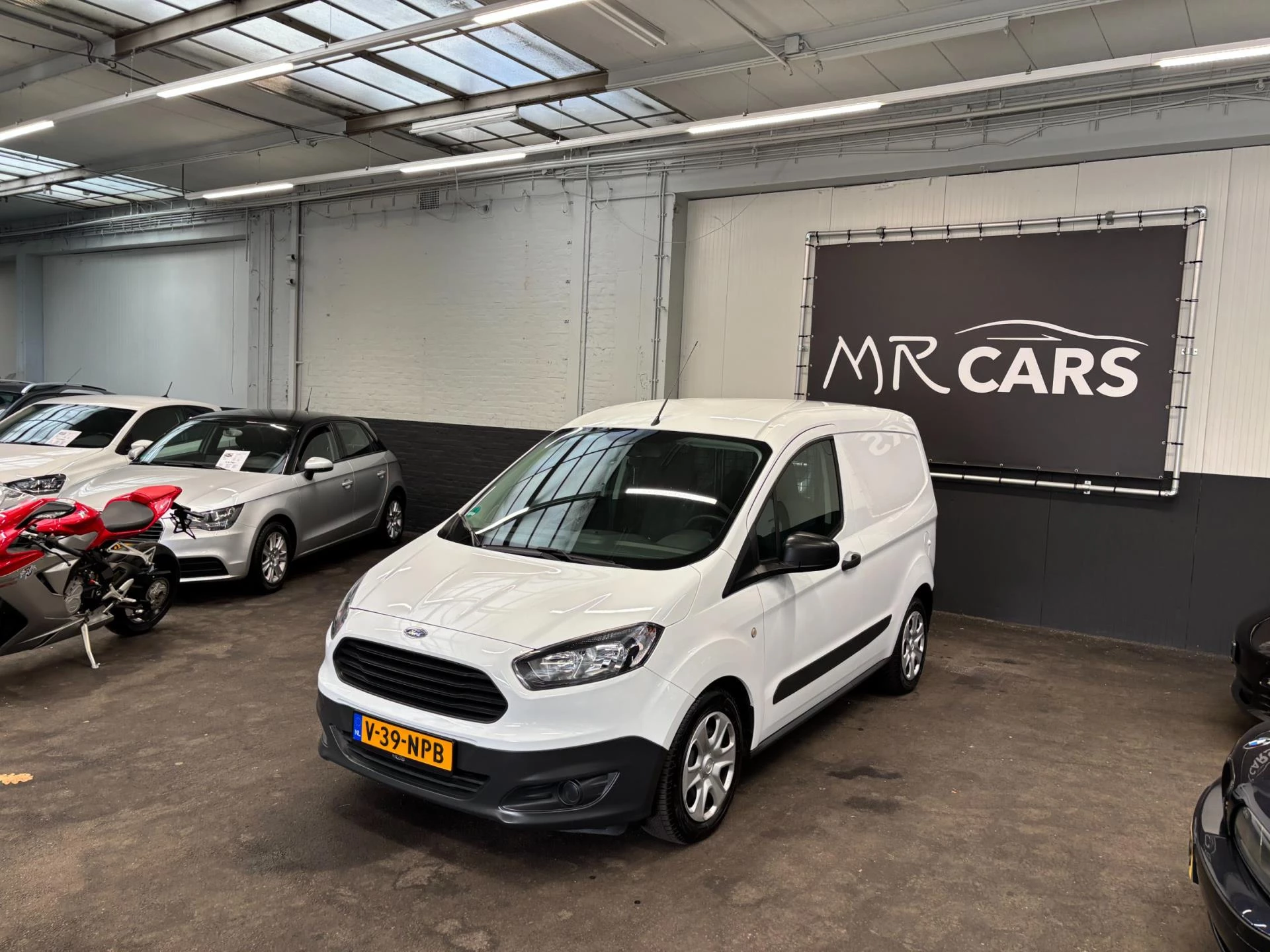 Hoofdafbeelding Ford Transit Courier