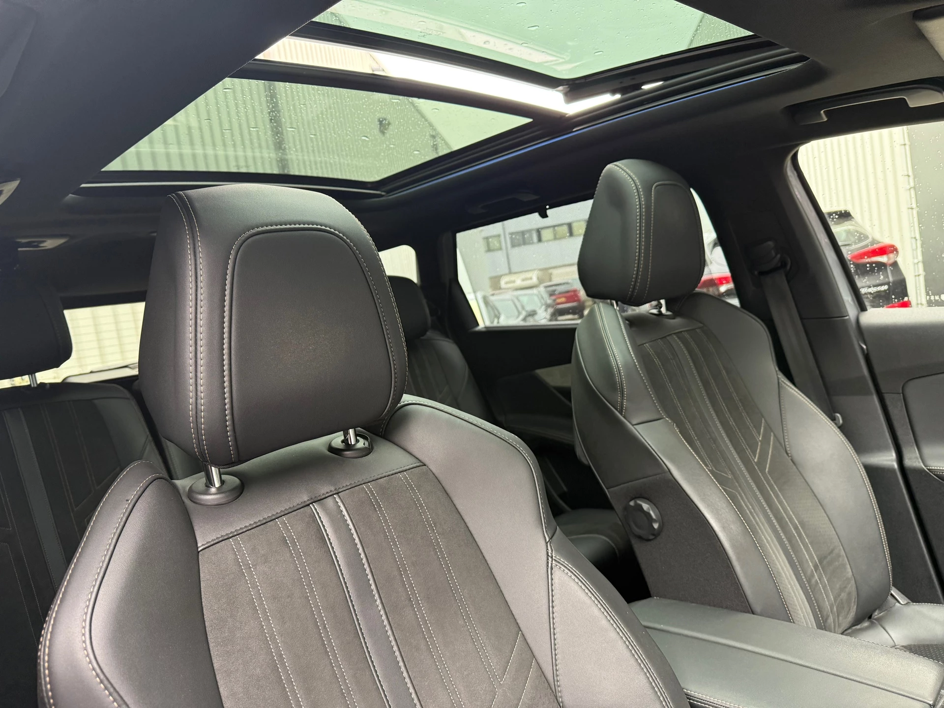 Hoofdafbeelding Peugeot 5008