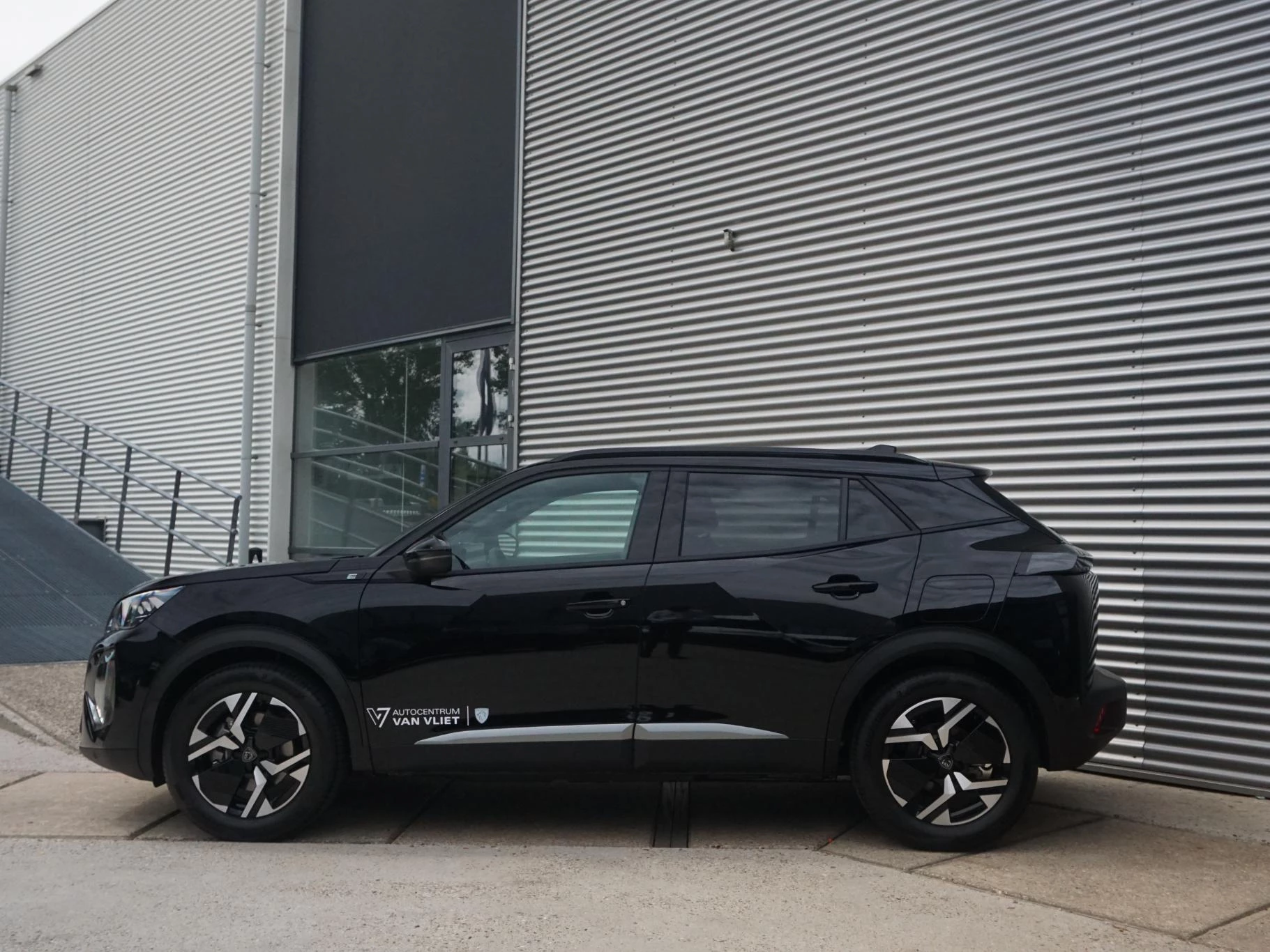 Hoofdafbeelding Peugeot e-2008