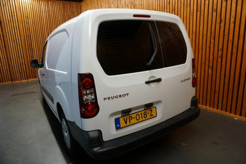 Hoofdafbeelding Peugeot Partner