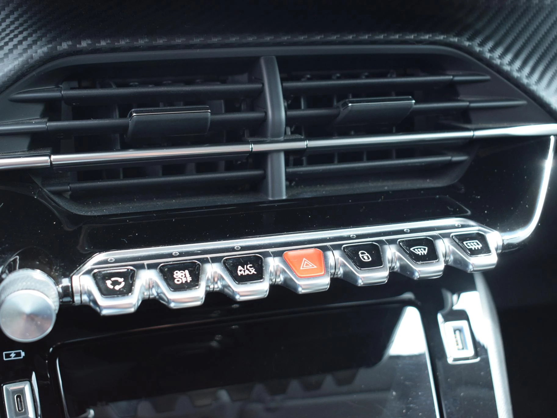Hoofdafbeelding Peugeot e-208