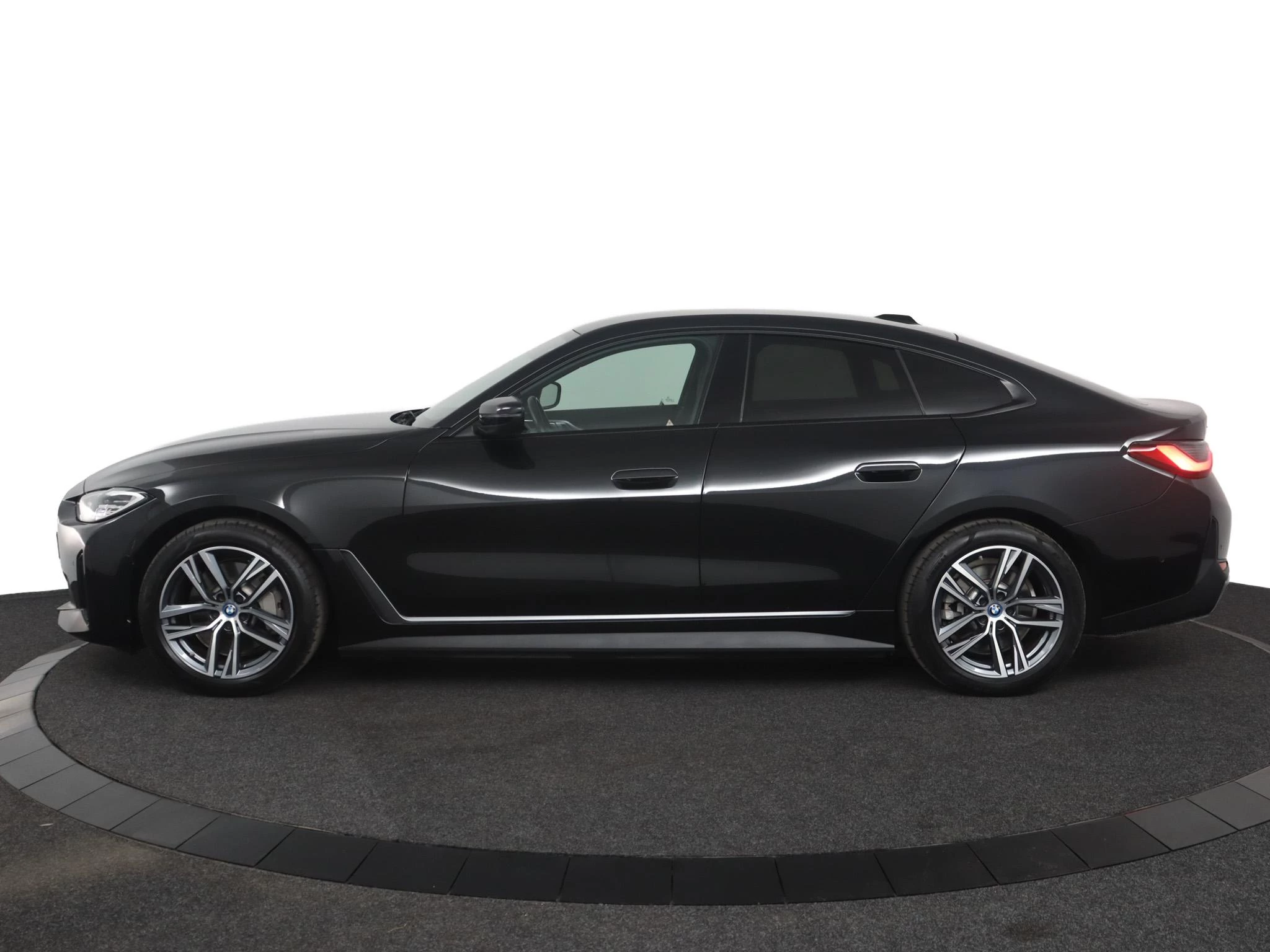 Hoofdafbeelding BMW i4