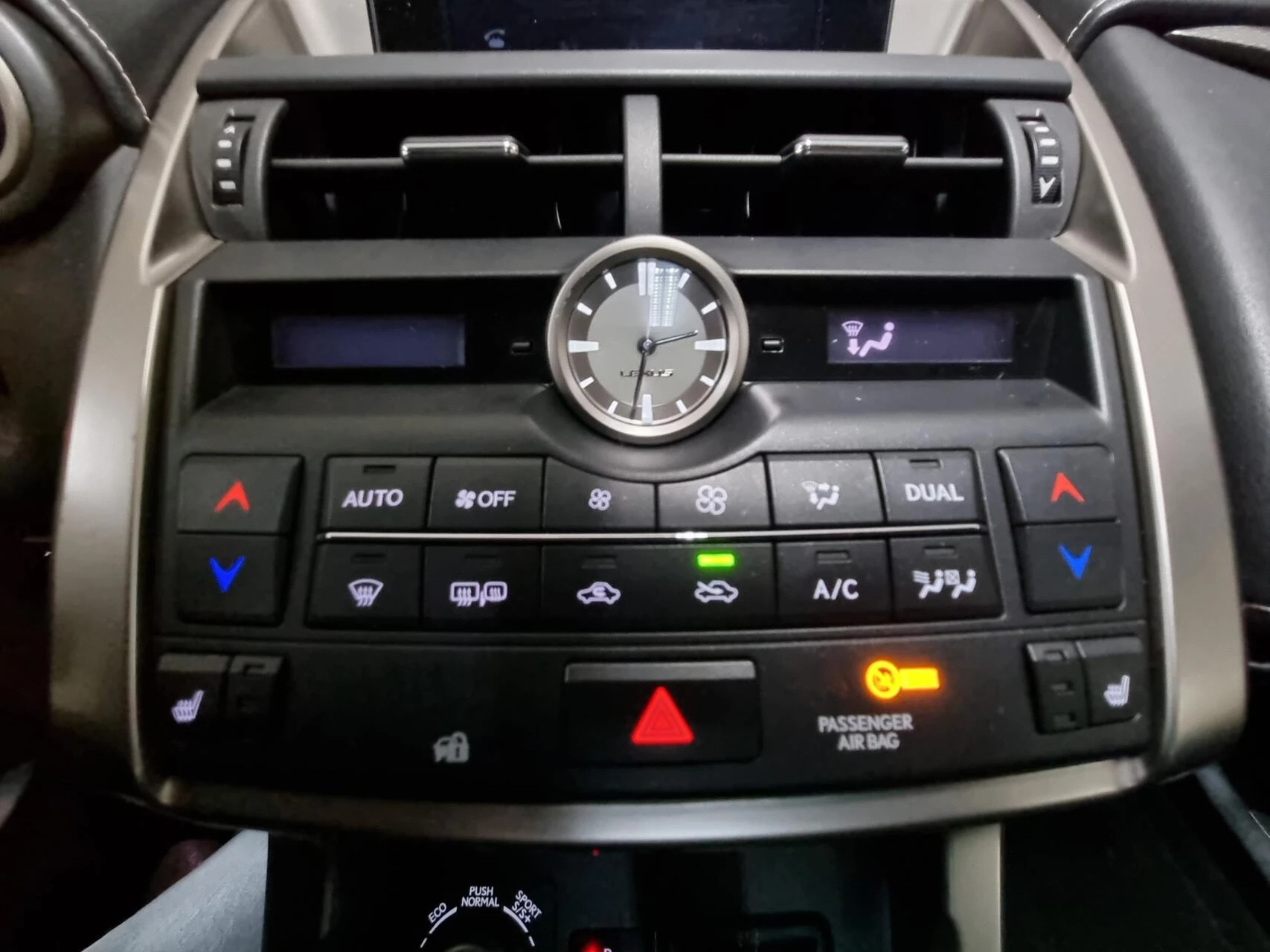 Hoofdafbeelding Lexus NX