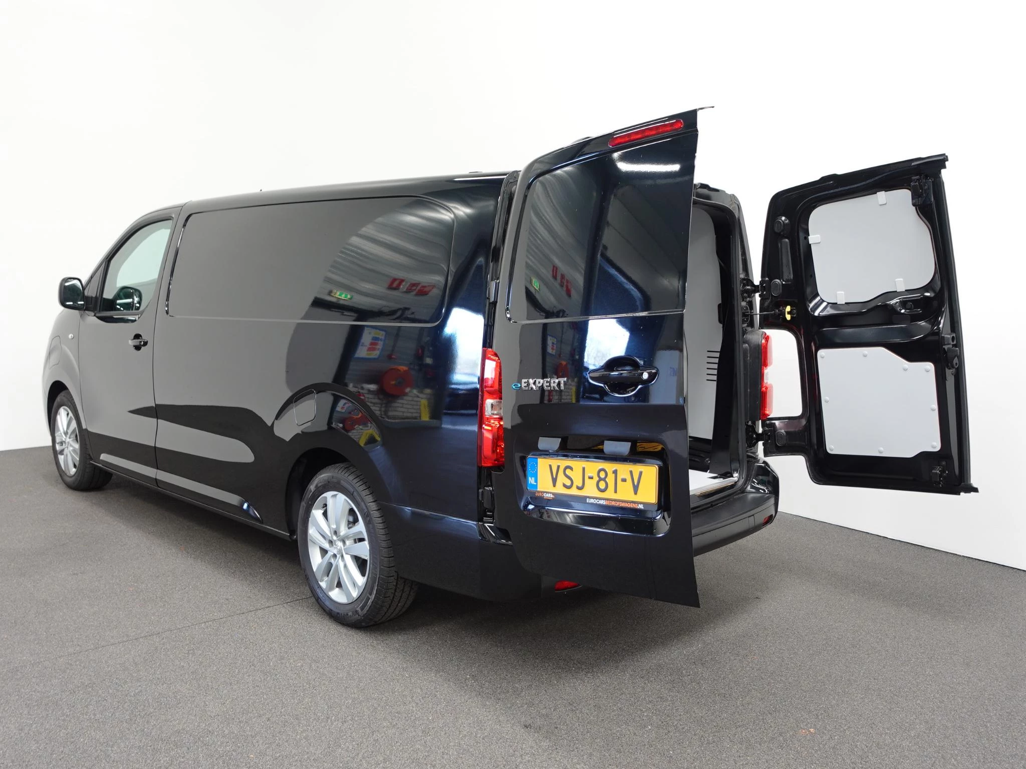 Hoofdafbeelding Peugeot e-Expert