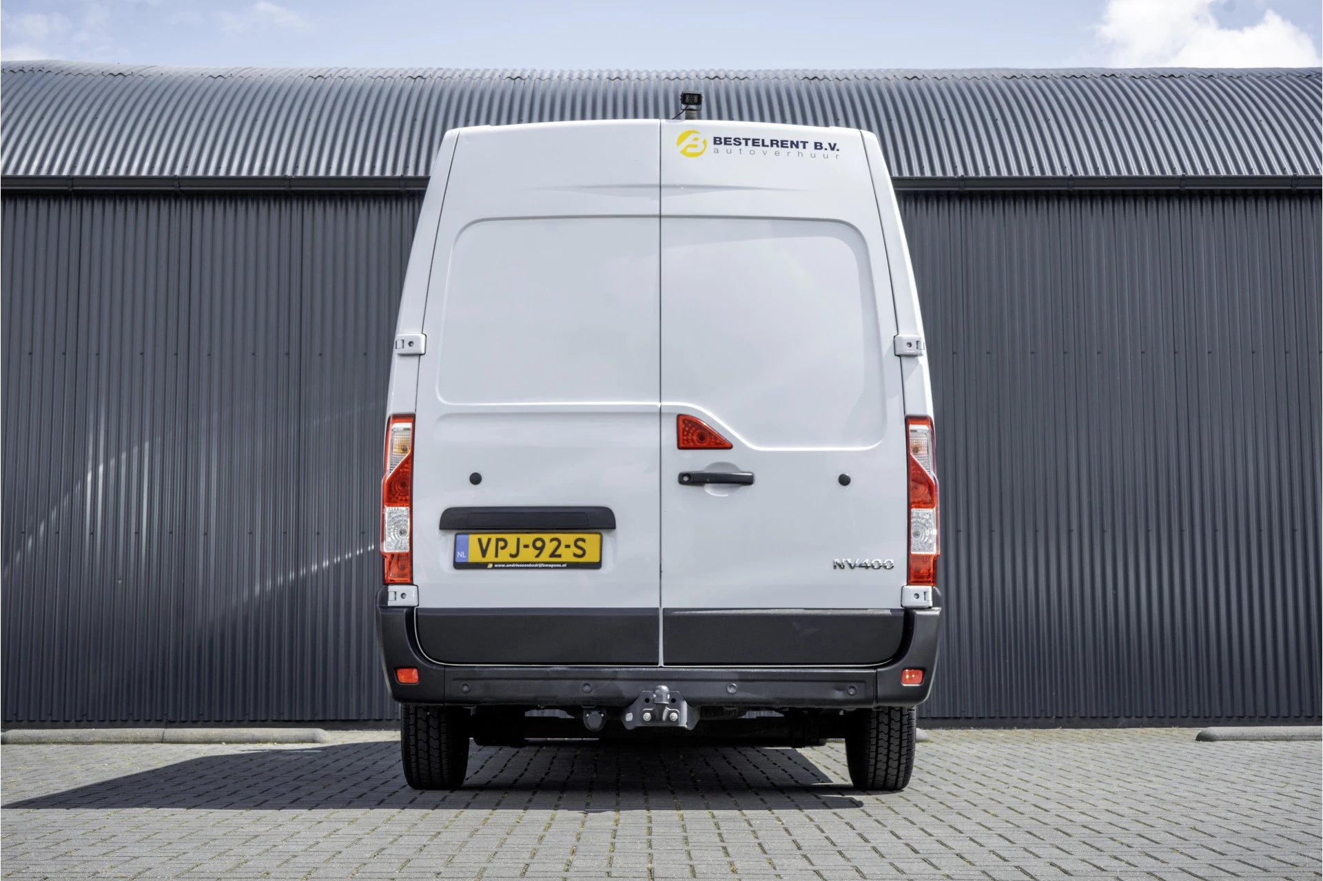 Hoofdafbeelding Nissan NV400