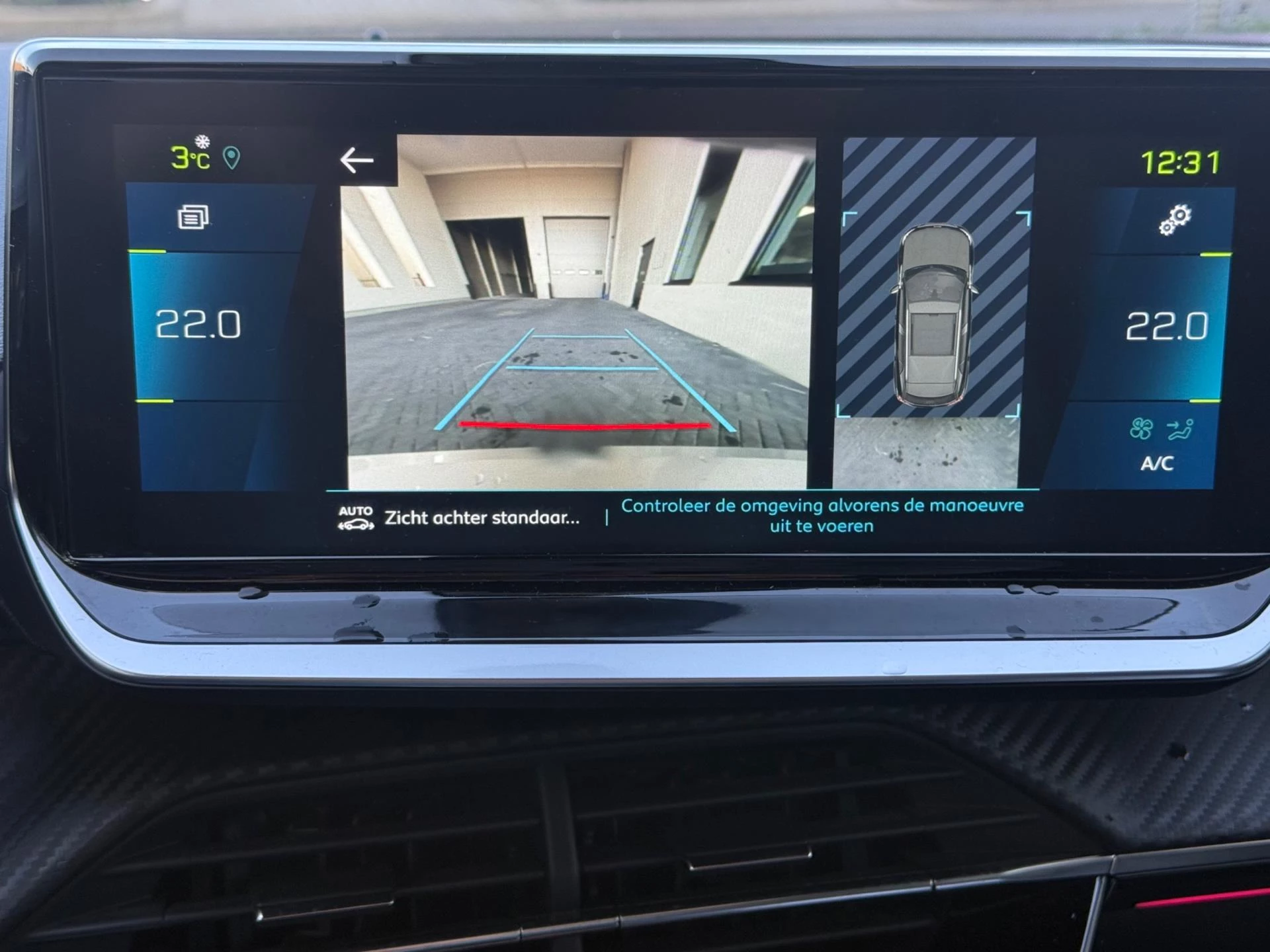 Hoofdafbeelding Peugeot e-2008