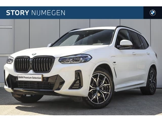 BMW X3 xDrive30e High Executive M Sport Automaat / Trekhaak / Parking Assistant / Stoelverwarming / Sport Steering / Extra getint glas achter