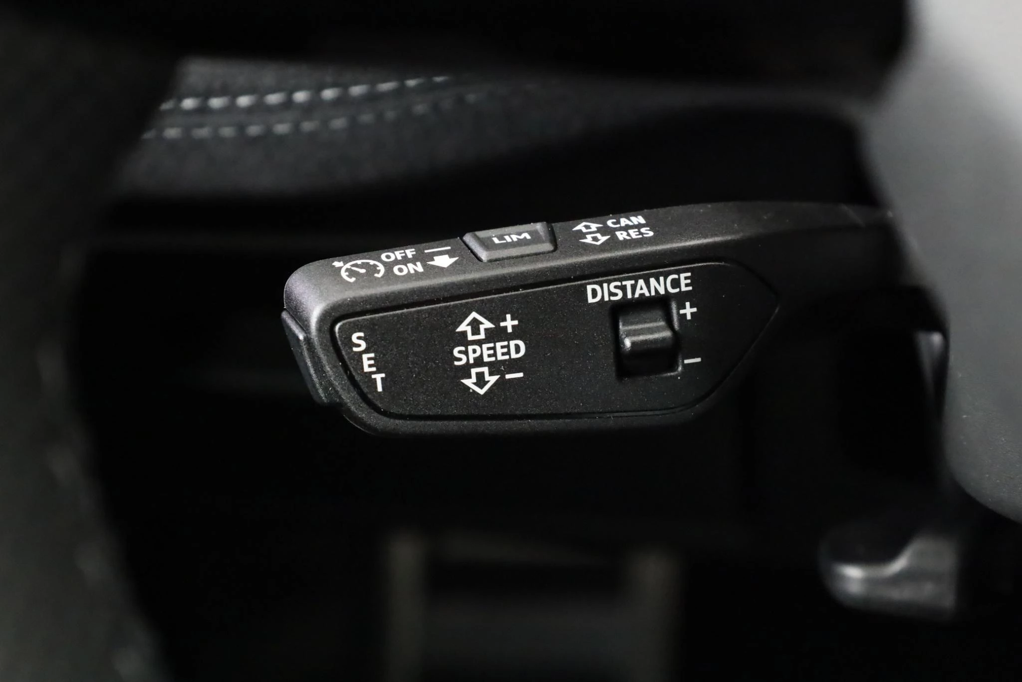 Hoofdafbeelding Audi A6 Avant e-tron