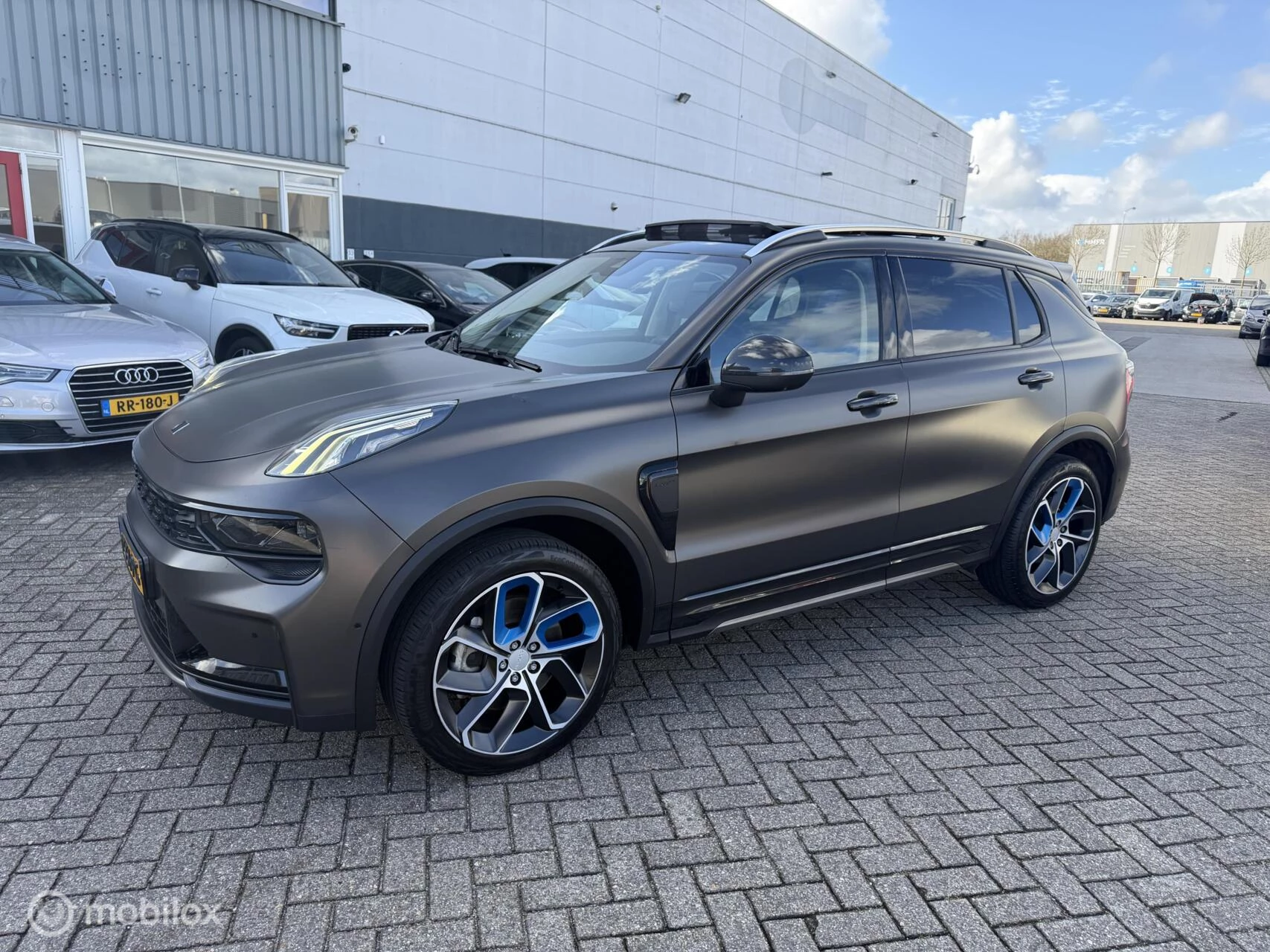 Hoofdafbeelding Lynk & Co 01