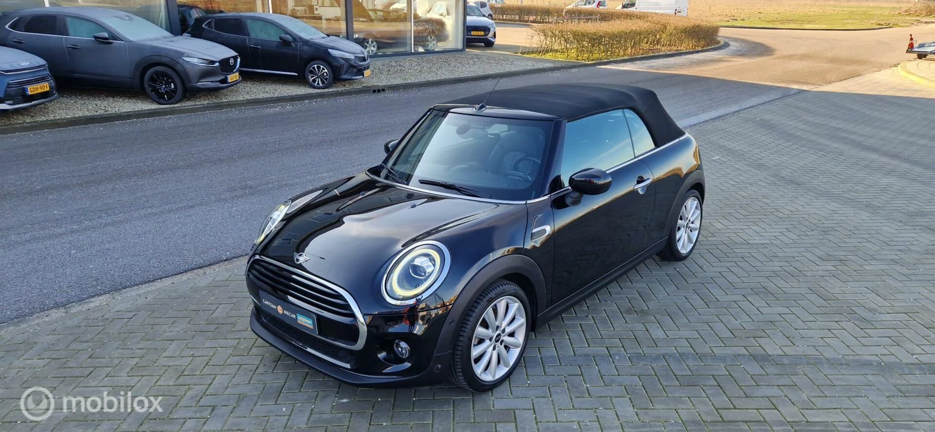 Hoofdafbeelding MINI Cooper Cabrio