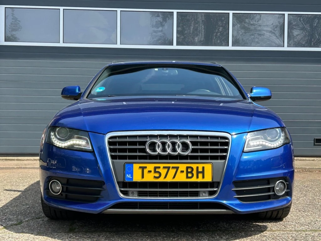 Hoofdafbeelding Audi A4