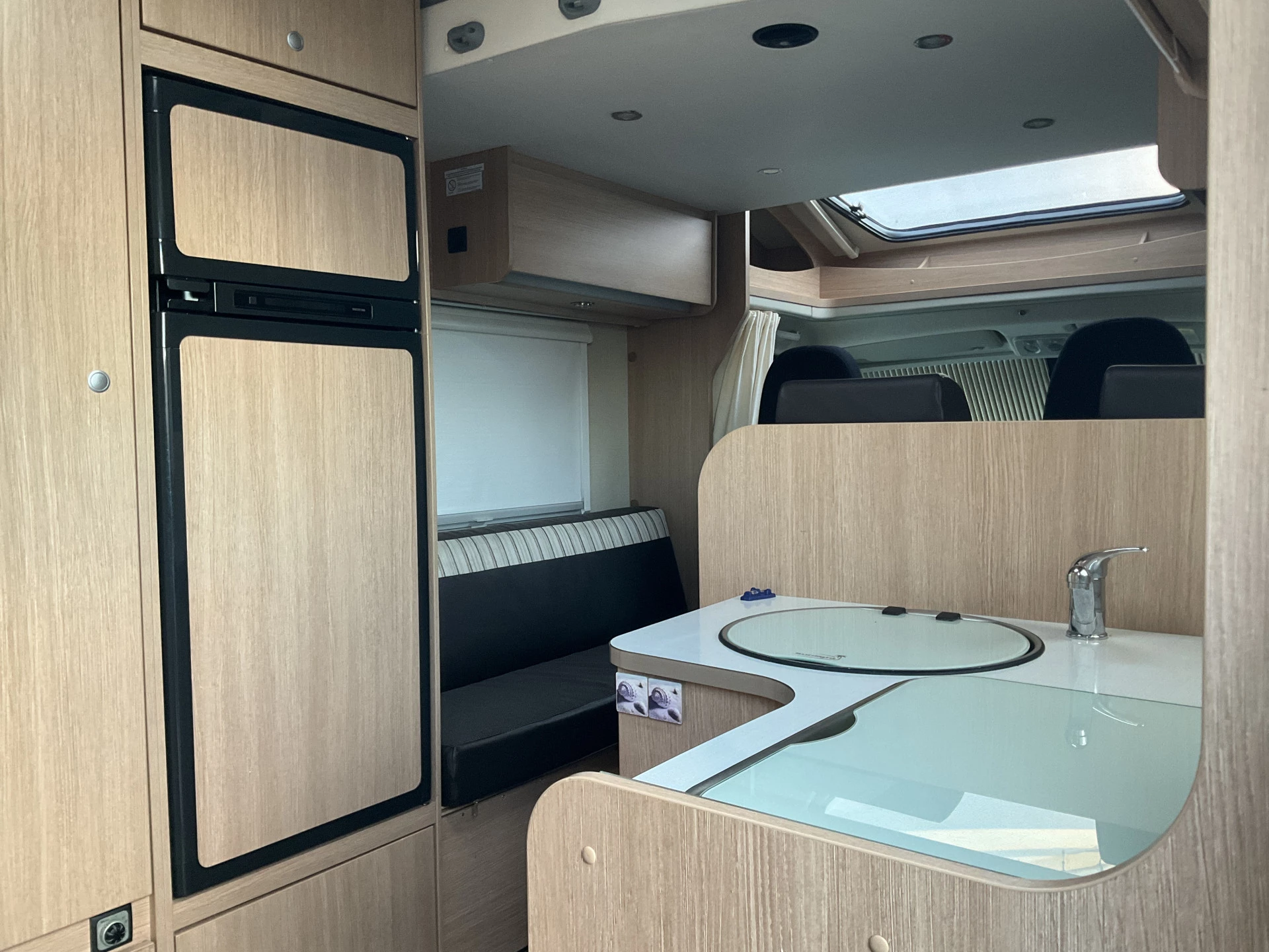 Hoofdafbeelding Carado T 59 2.3 131pk Airco Cruise Trekhaak Fietsendrager 2-Persoons Sunlight Carado