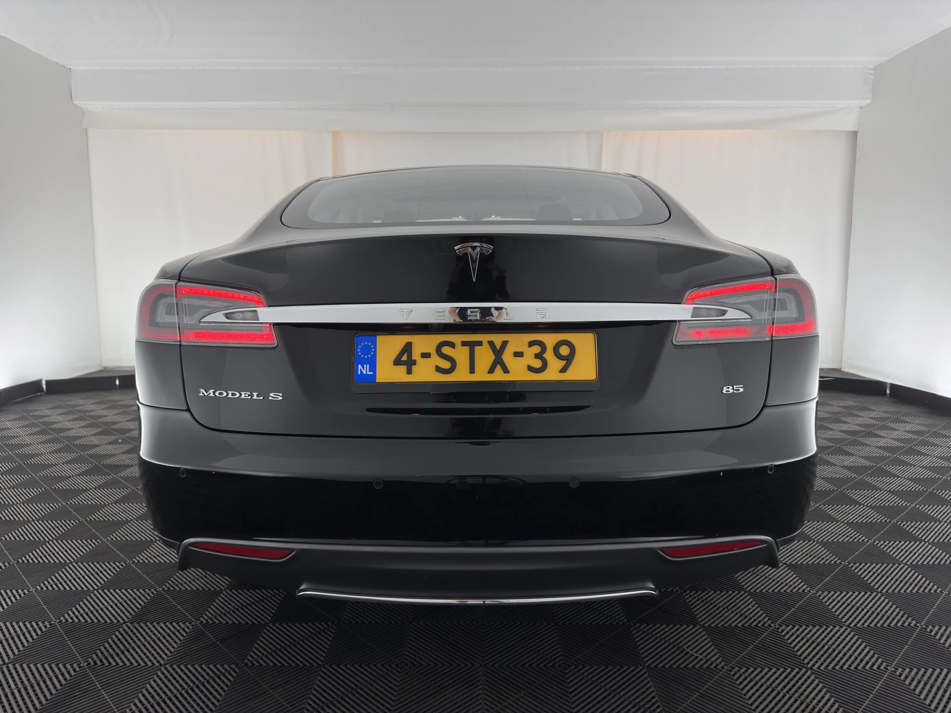 Hoofdafbeelding Tesla Model S