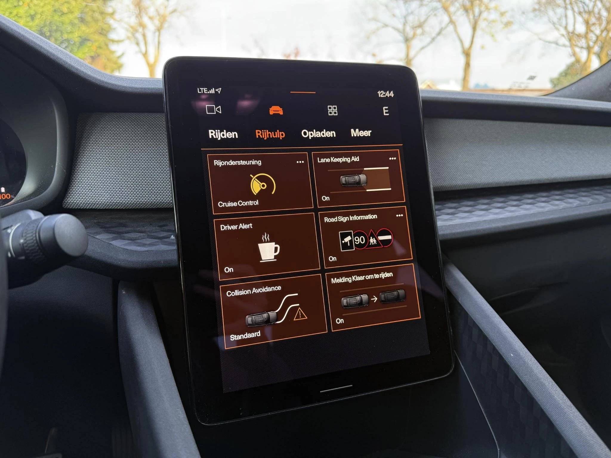 Hoofdafbeelding Polestar 2