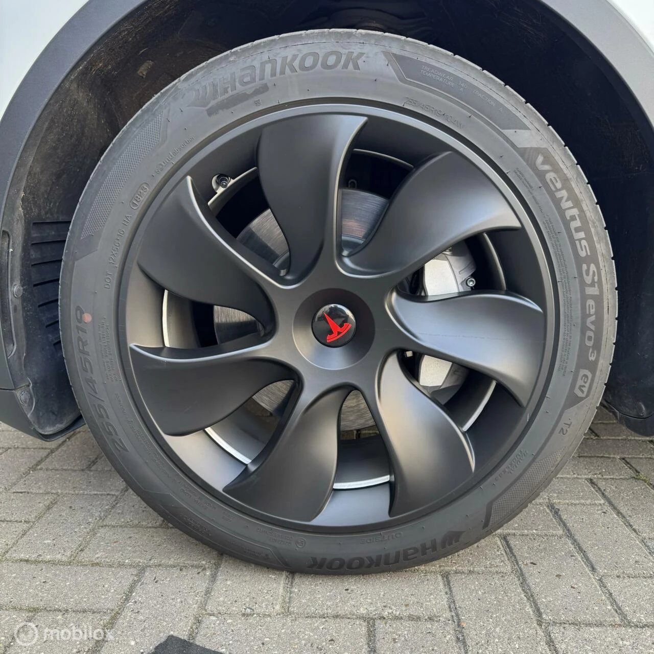 Hoofdafbeelding Tesla Model Y