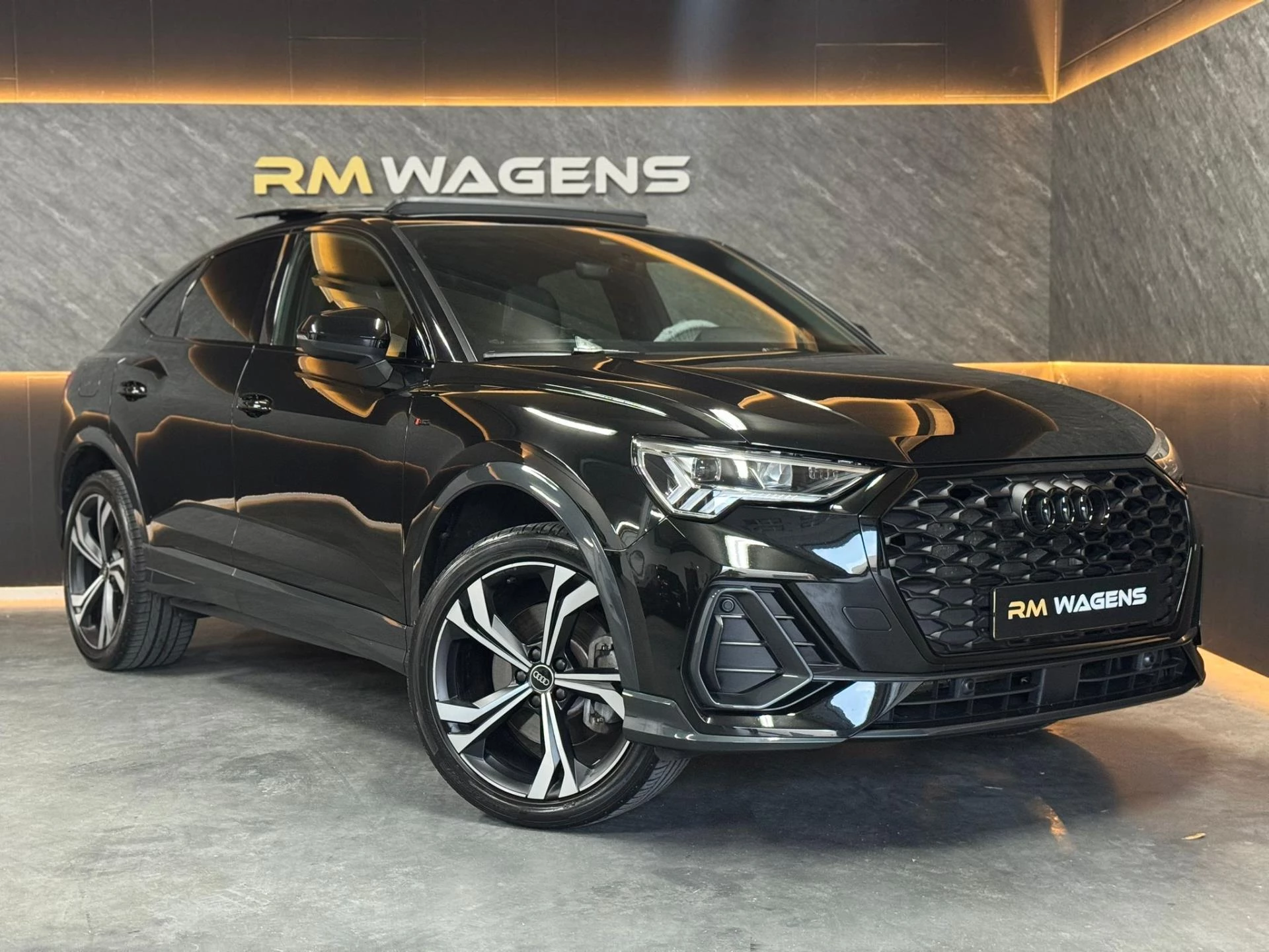 Hoofdafbeelding Audi Q3