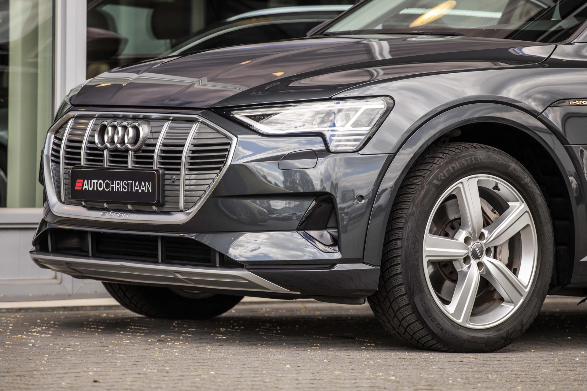 Hoofdafbeelding Audi e-tron