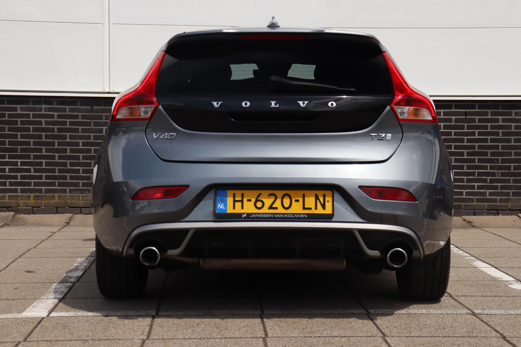 Hoofdafbeelding Volvo V40
