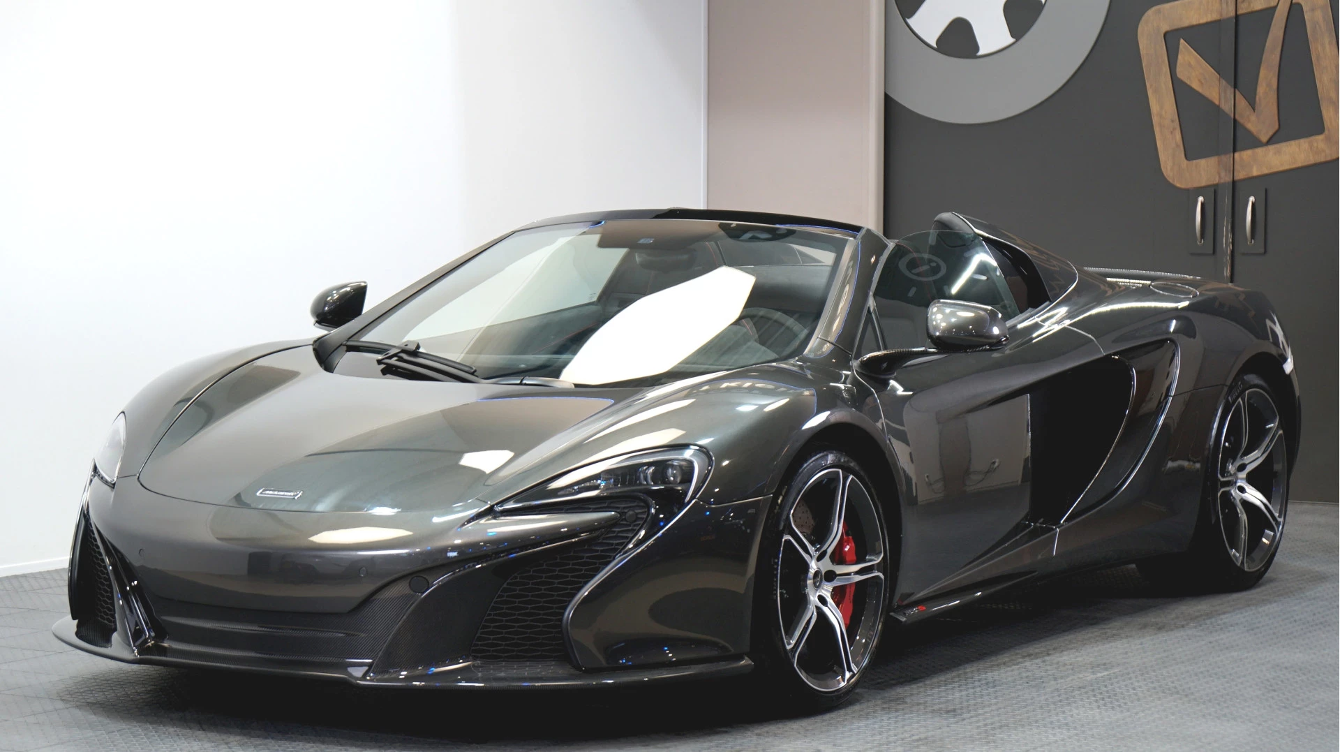 Hoofdafbeelding McLaren 650S