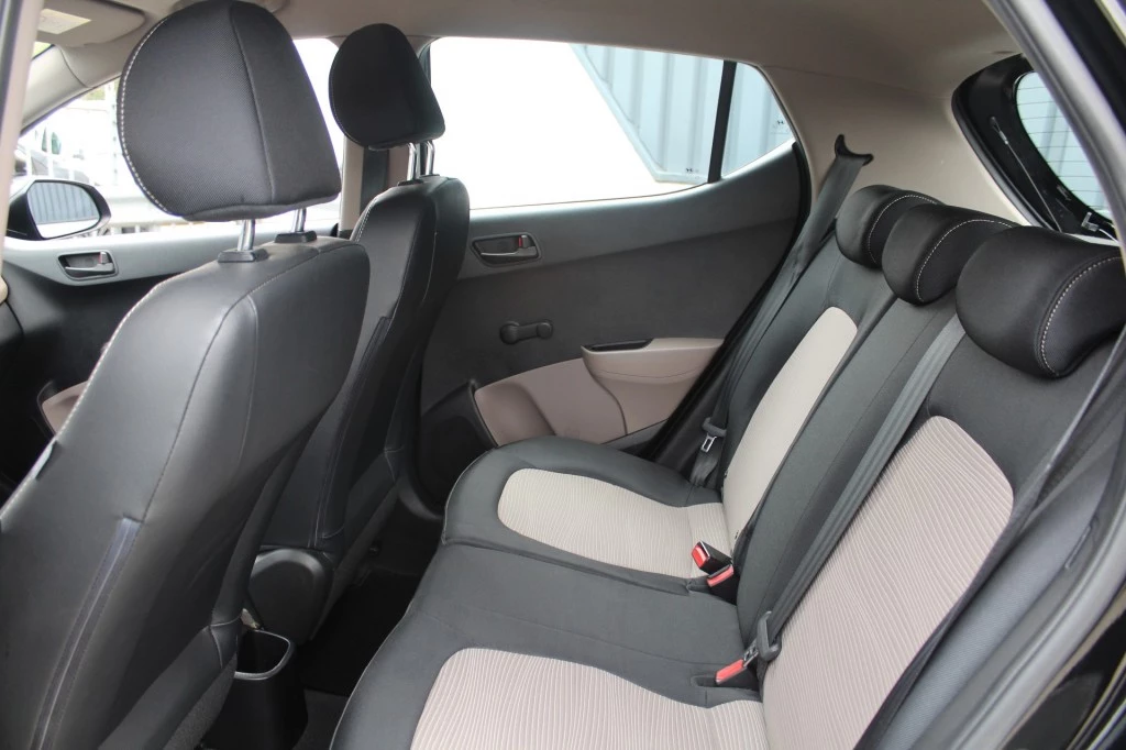 Hoofdafbeelding Hyundai i10